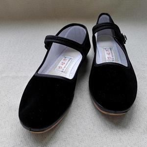 步福源老北京布鞋 用匠心產品與貼心服務贏得服裝鞋帽消費者