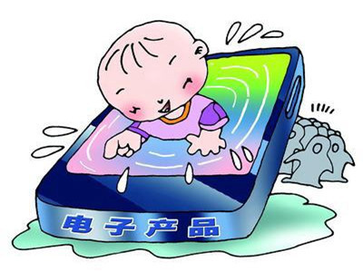 四歲孩子智力僅一歲半？過度依賴電子產品敲響家庭教育警鐘